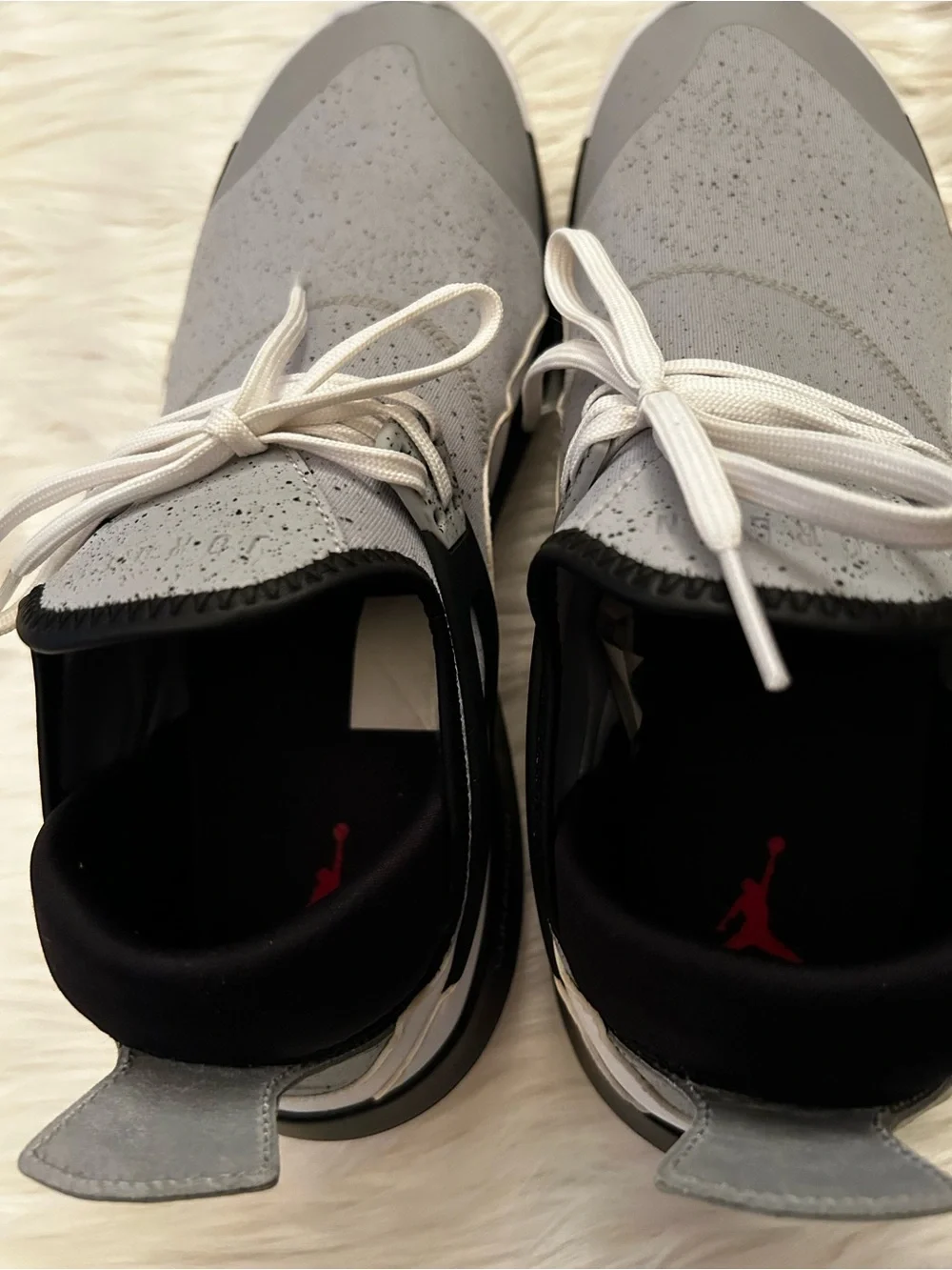 Jordan Men's Grey and Black Speckled Sneakers